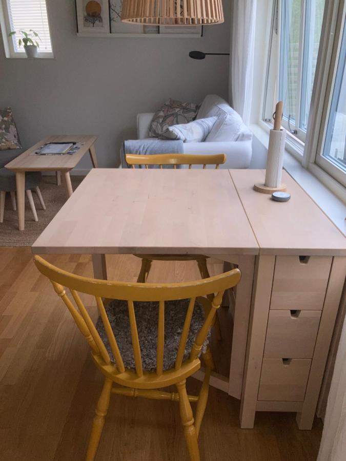 Tiny Grey House With Loft, 15 Min From City Center Gothenburg Exterior photo